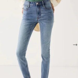 Frank & Oak Debbie High Rise Skinny Jeans